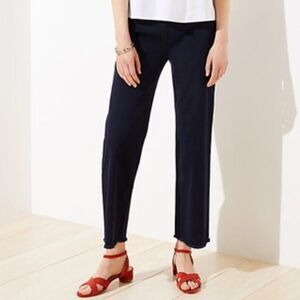 Loft Cropped Pull On Pants in Navy Frayed Hem Size 0P